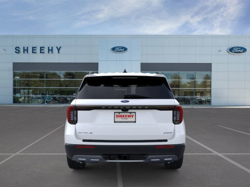 2026 Ford Explorer photo 4