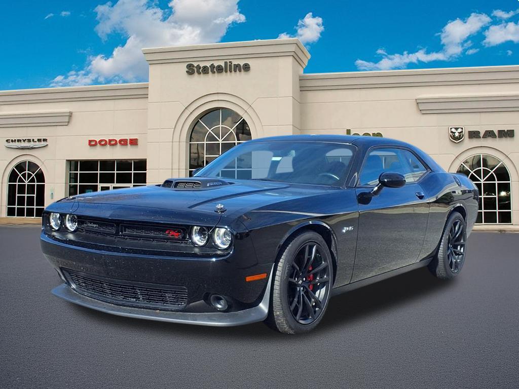 2023 Dodge Challenger R/T's photo