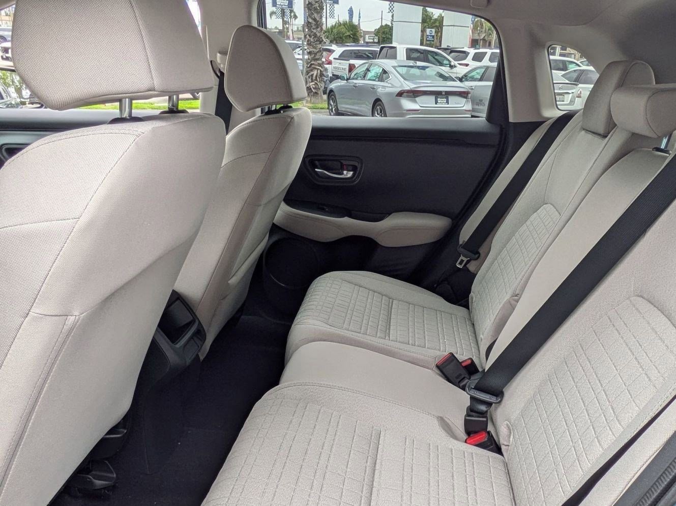 2026 Honda HR-V LX photo 12