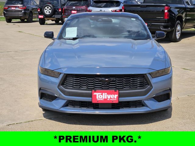 2024 Ford Mustang EcoBoost Premium photo 3