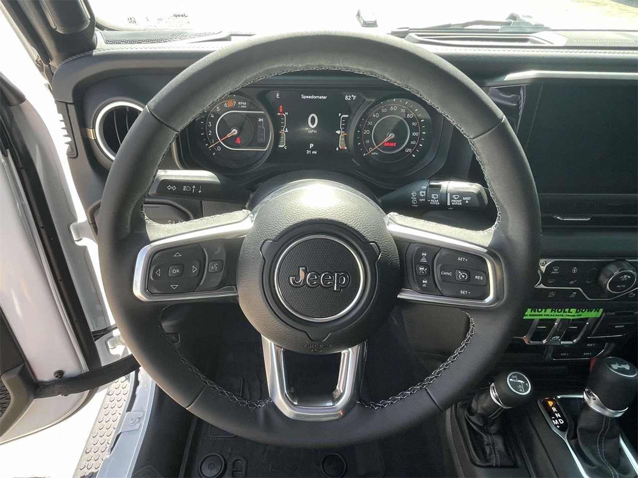 2025 Jeep Wrangler Sahara photo 29