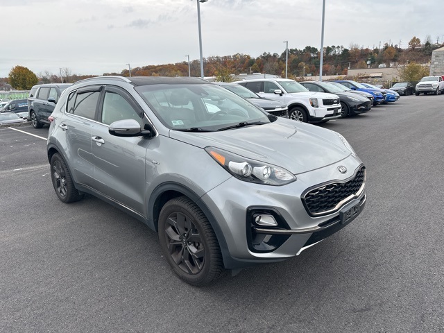 2020 Kia Sportage S photo 2