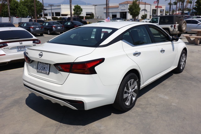 2025 Nissan Altima 2.5 S photo 3