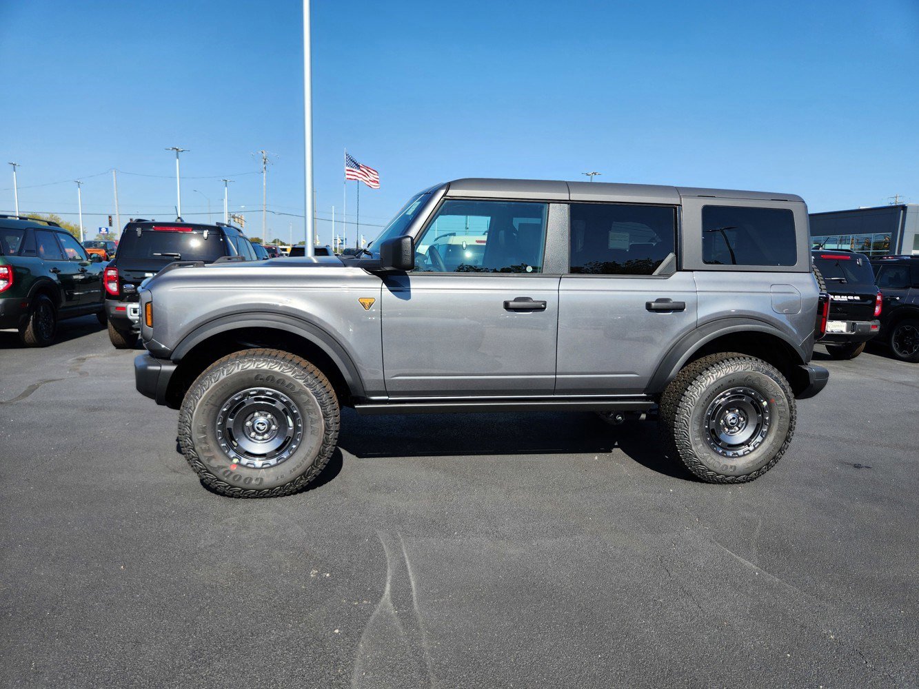 2025 Ford Bronco Badlands photo 27
