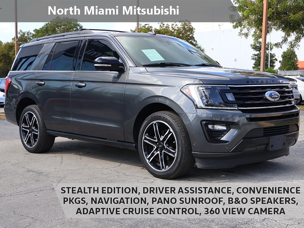 2019 Ford Expedition Limited's photo