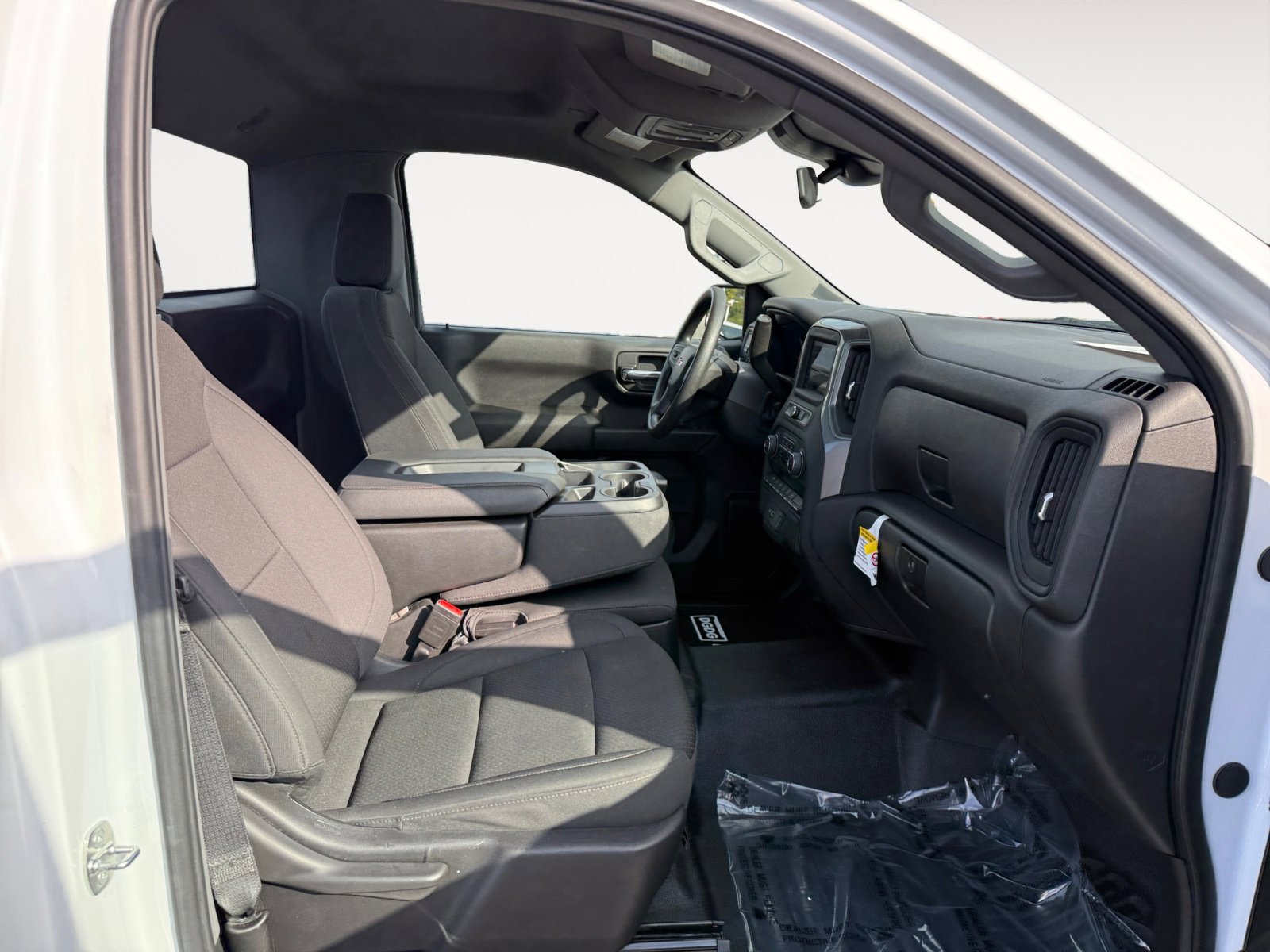 2024 Chevrolet Silverado 1500 photo 19