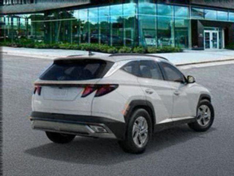 2025 Hyundai Tucson Hybrid Blue photo 2