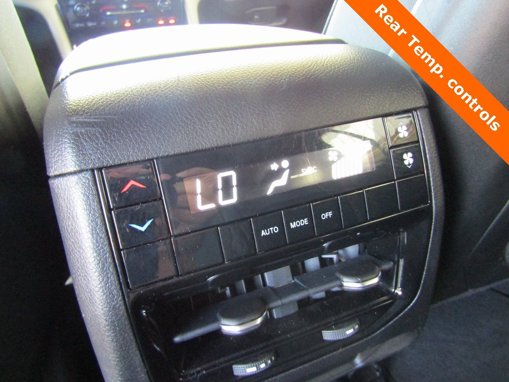 2022 Jeep Grand Cherokee Altitude photo 11