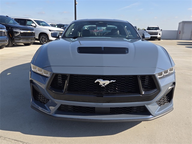 2025 Ford Mustang GT Premium photo 3