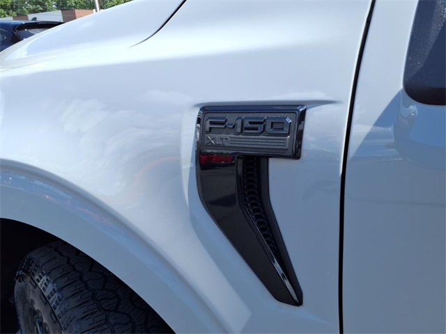 2024 Ford F-150 XLT photo 6