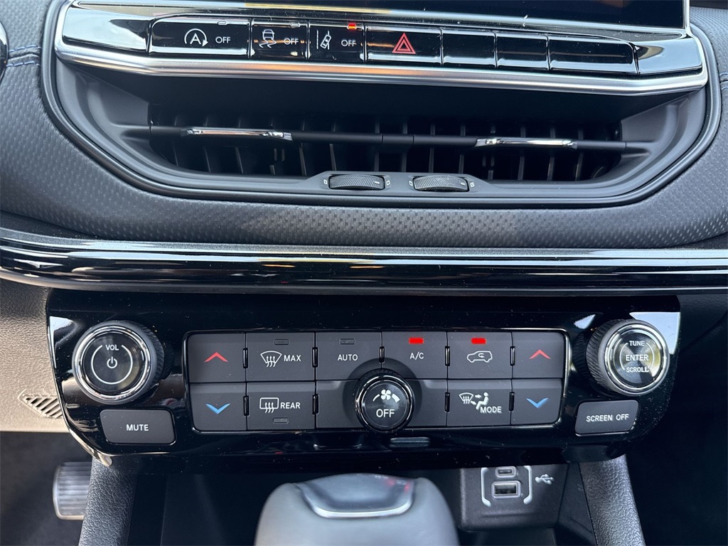 2025 Jeep Compass Latitude photo 22