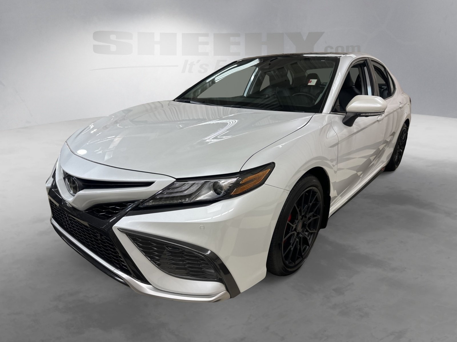 2021 Toyota Camry XSE photo 2