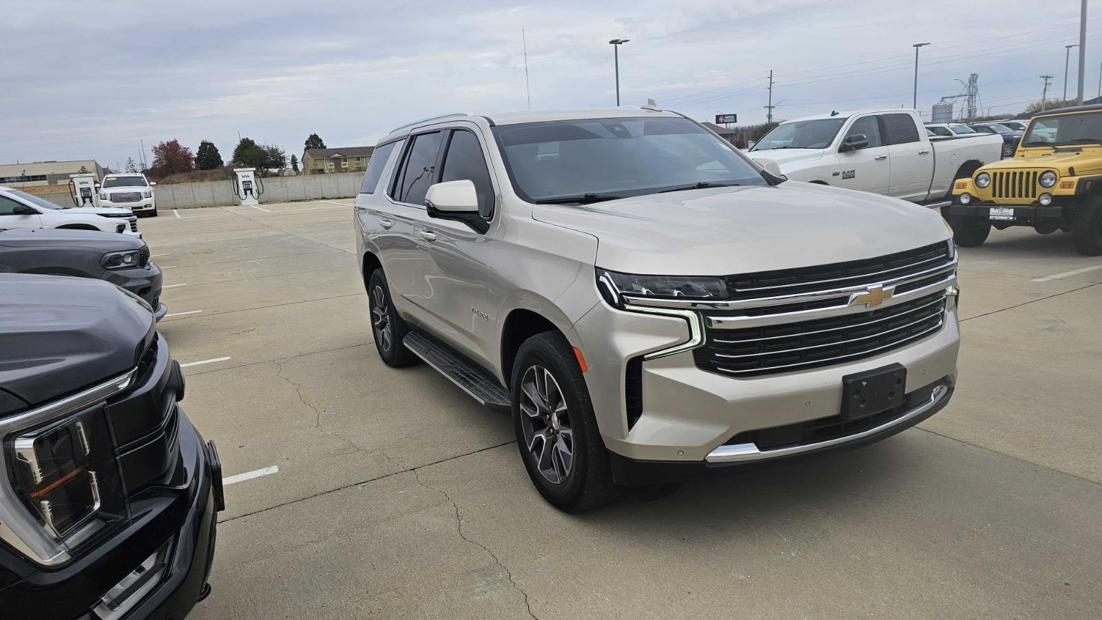 2022 Chevrolet Tahoe LT photo 4