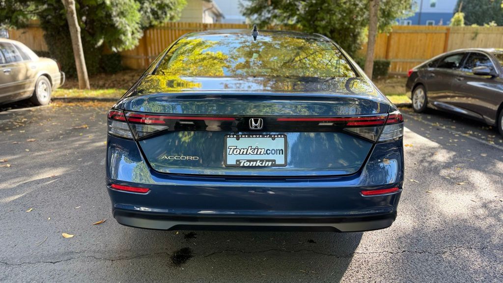 2024 Honda Accord EX photo 5