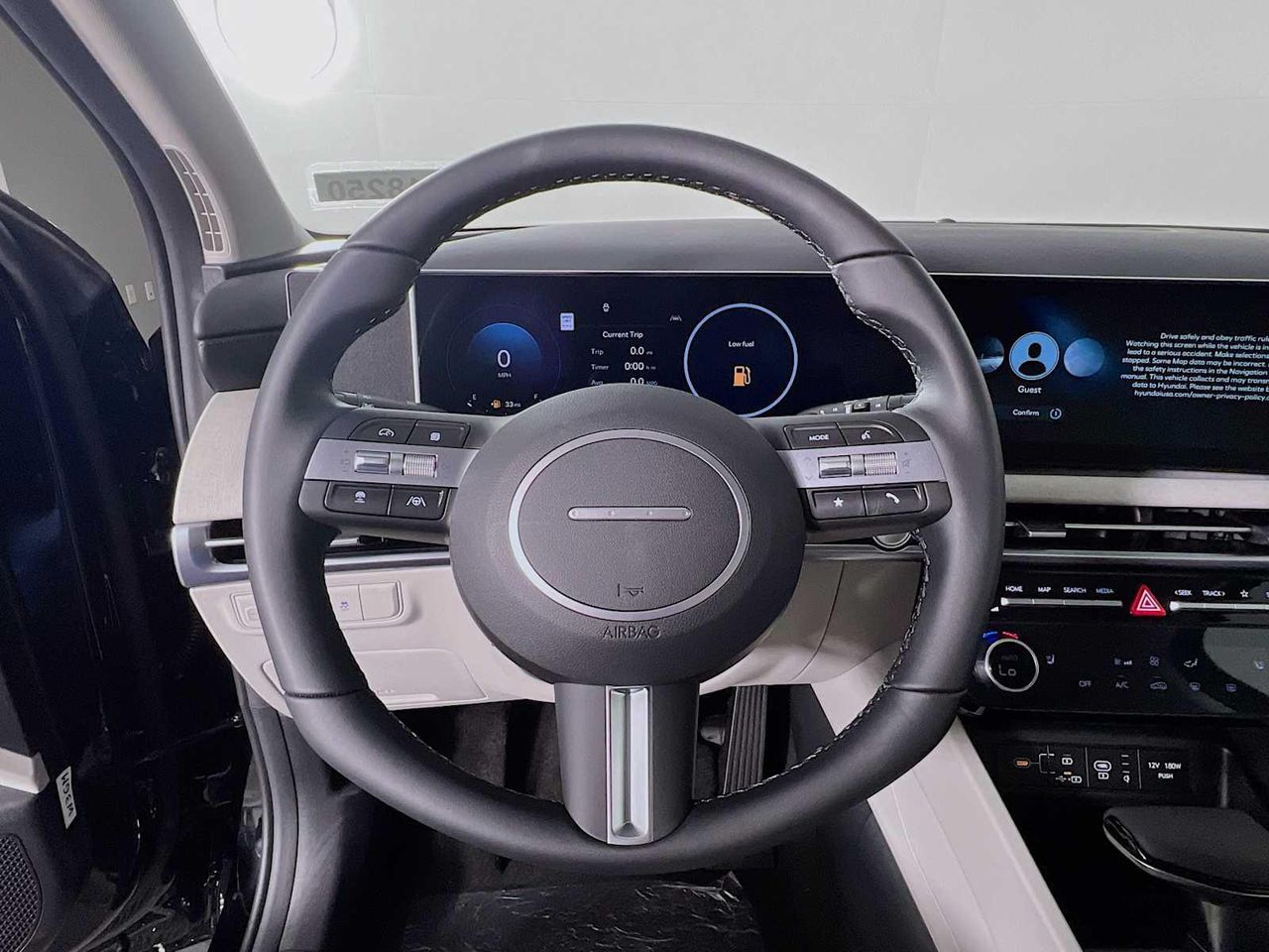 2025 Hyundai Tucson SEL Convenience photo 4