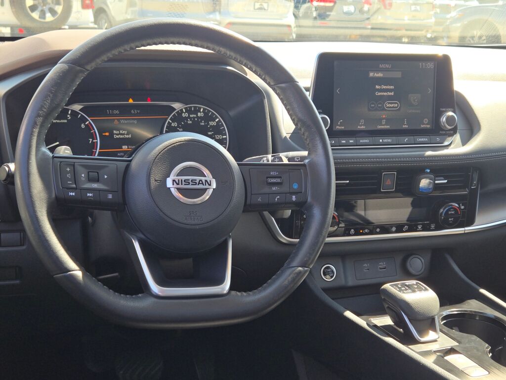 2021 Nissan Rogue SV photo 16