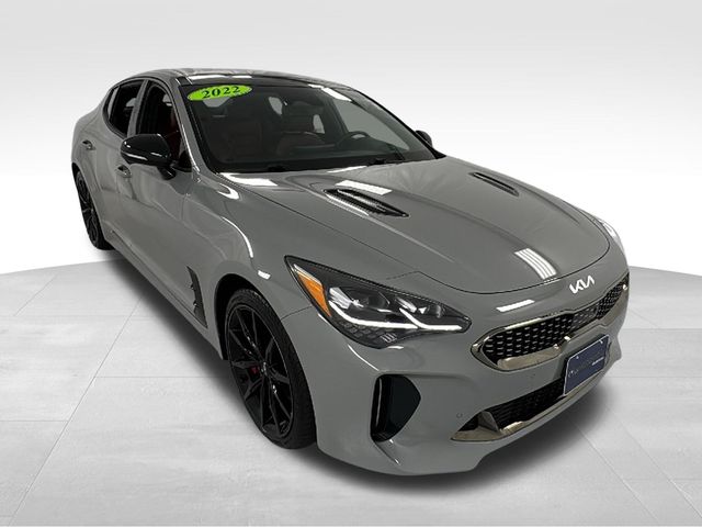 2022 Kia Stinger GT2 photo 2