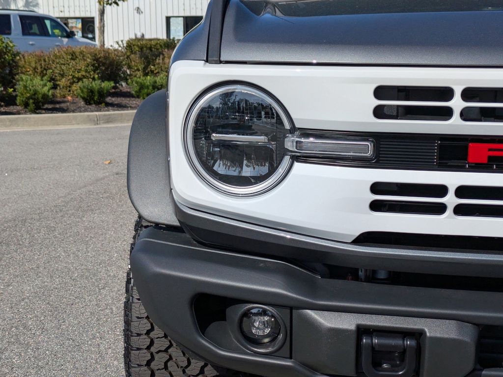 2025 Ford Bronco Heritage First Edition photo 10