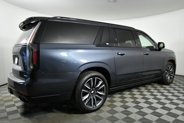 2021 Cadillac Escalade ESV Sport photo 5