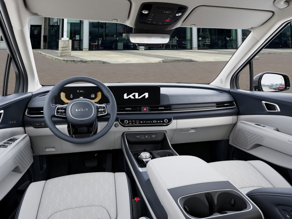 2026 Kia Carnival EX photo 13