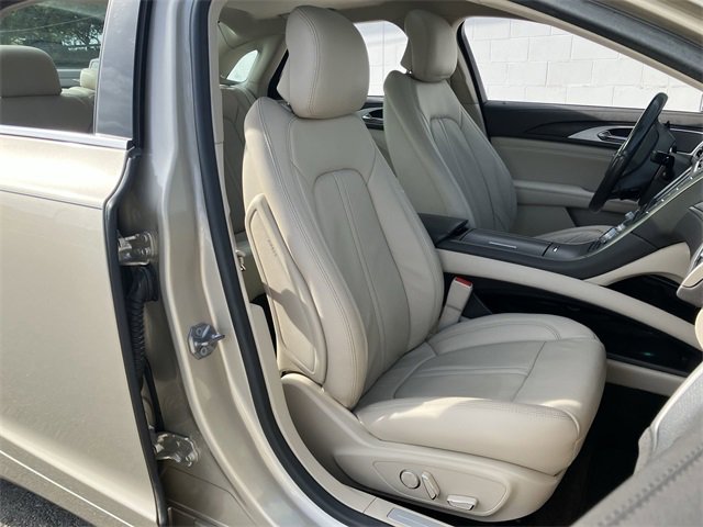 2017 Lincoln MKZ Reserve photo 20