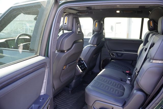 2023 Rivian R1S Adventure photo 15