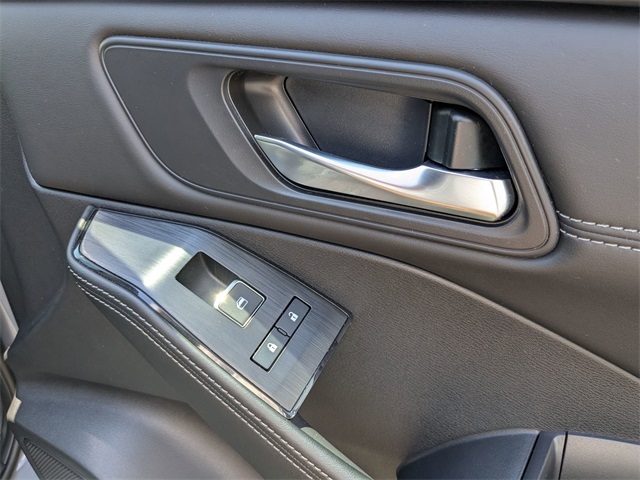 2024 Nissan Rogue SL photo 36