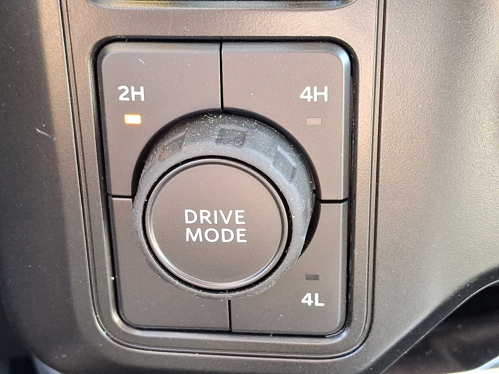 2025 Ford F-450 Lariat photo 24