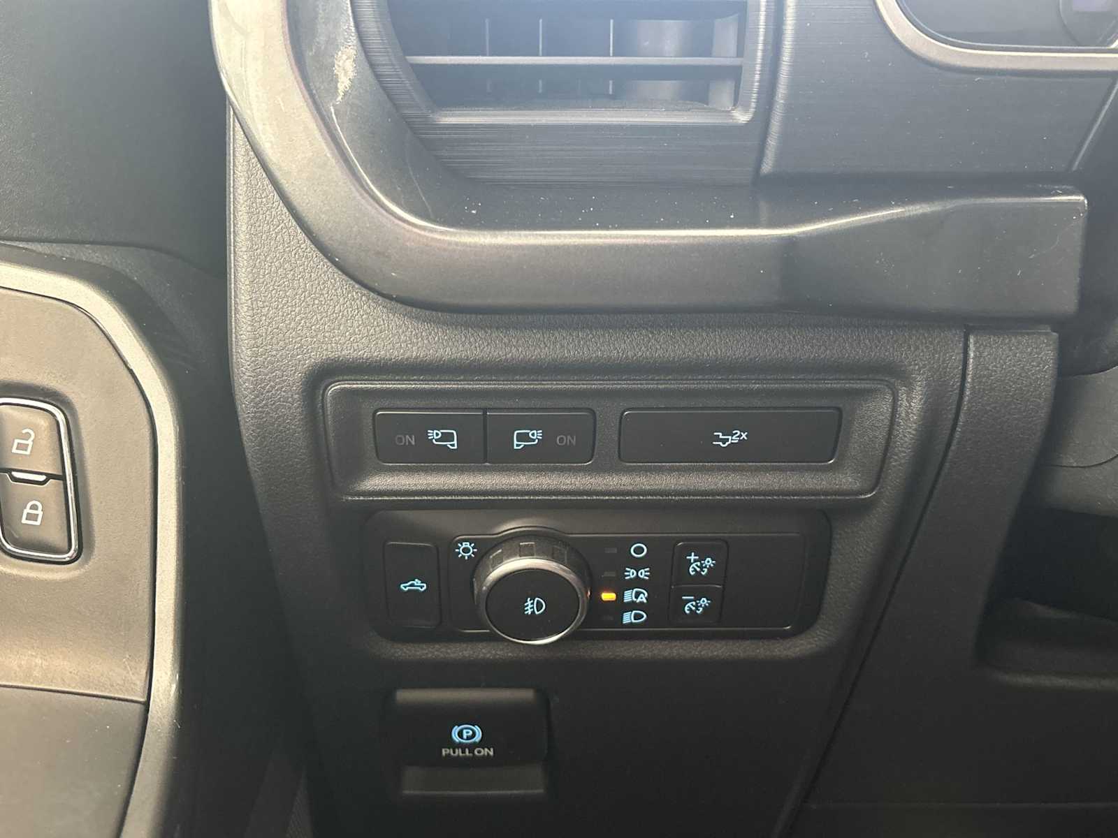 2022 Ford F-150 XLT photo 13