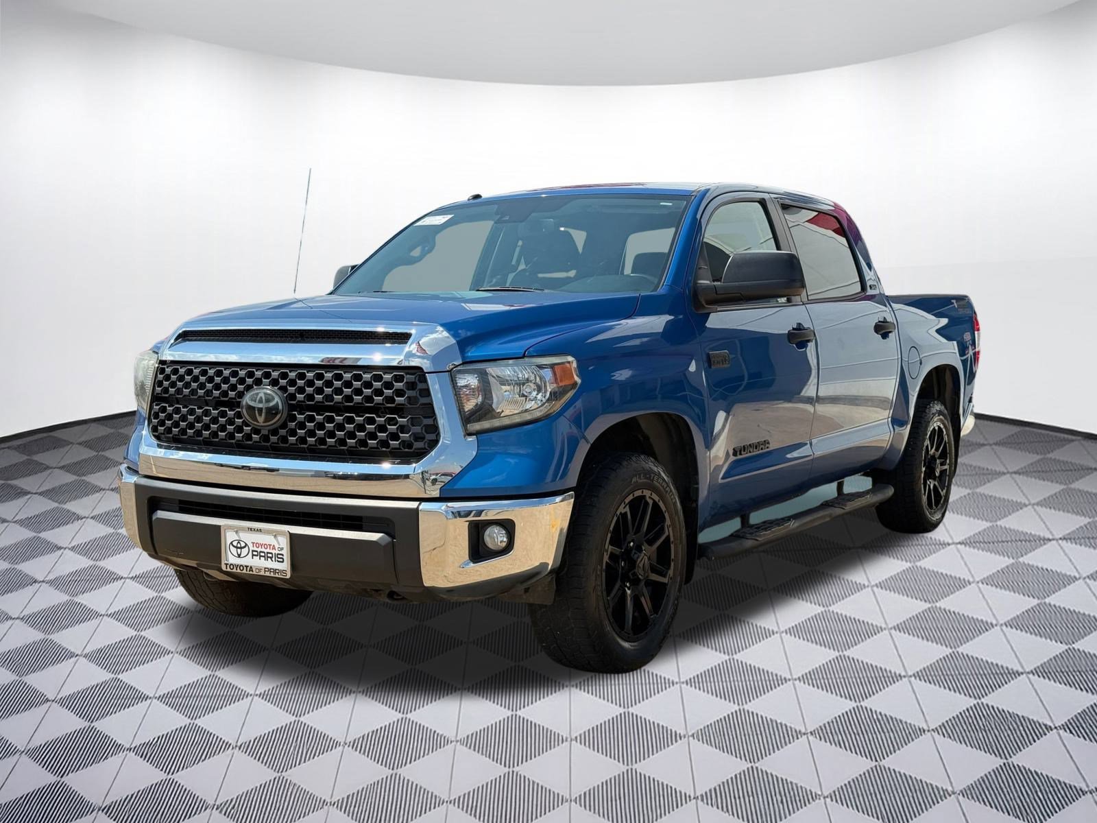 2018 Toyota Tundra SR5 photo 2