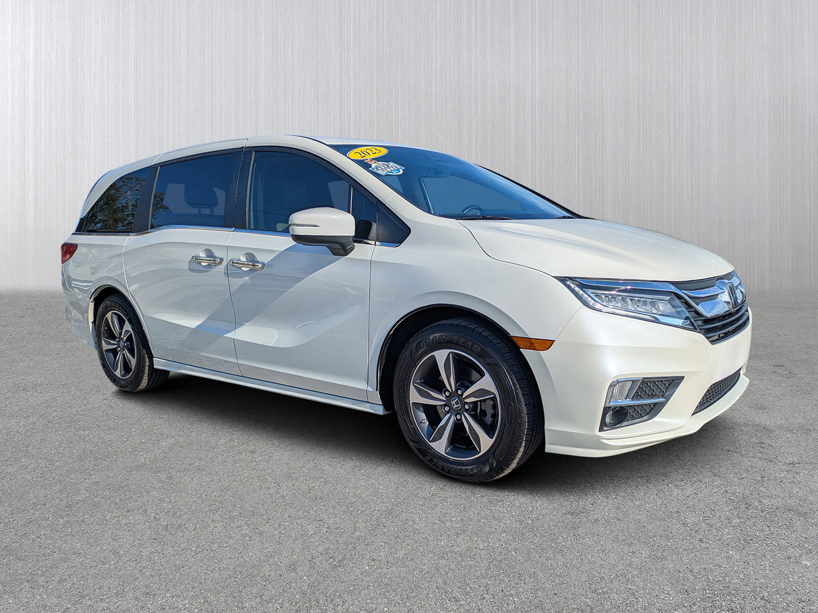 2019 Honda Odyssey Touring's photo