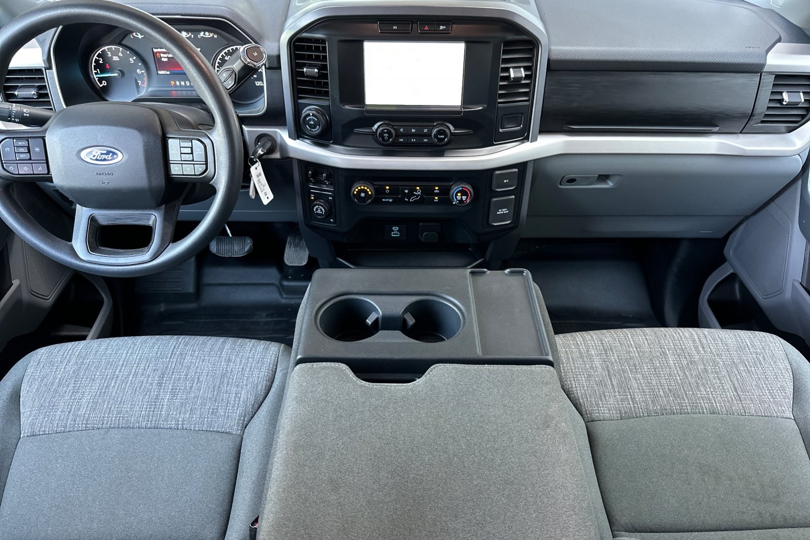 2023 Ford F-150 XLT photo 13