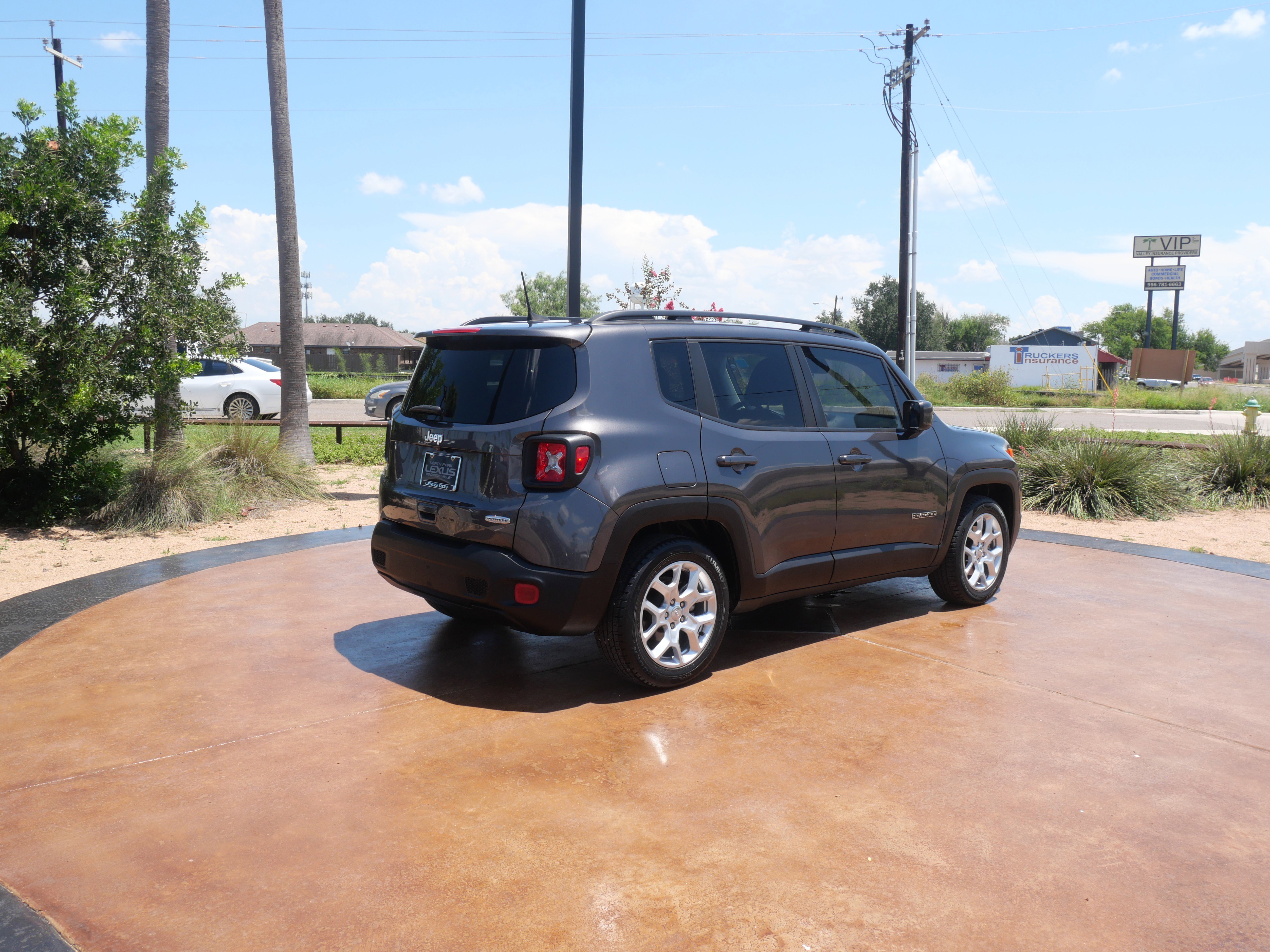 Used 2018 Jeep Renegade Latitude with VIN ZACCJABB0JPH48757 for sale in San Juan, TX