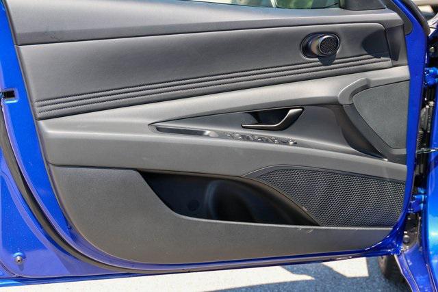 New 2025 Blue Hyundai SEL Sport image 7