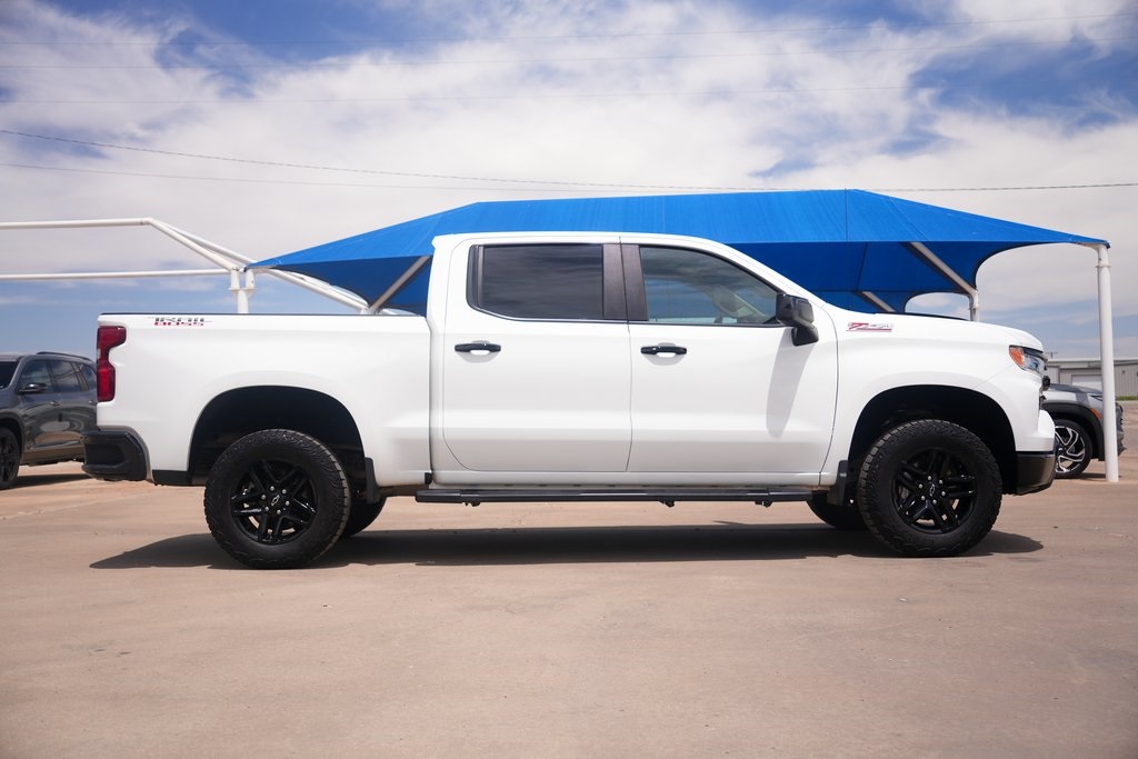 2023 Chevrolet Silverado 1500 LT Trail Boss photo 2