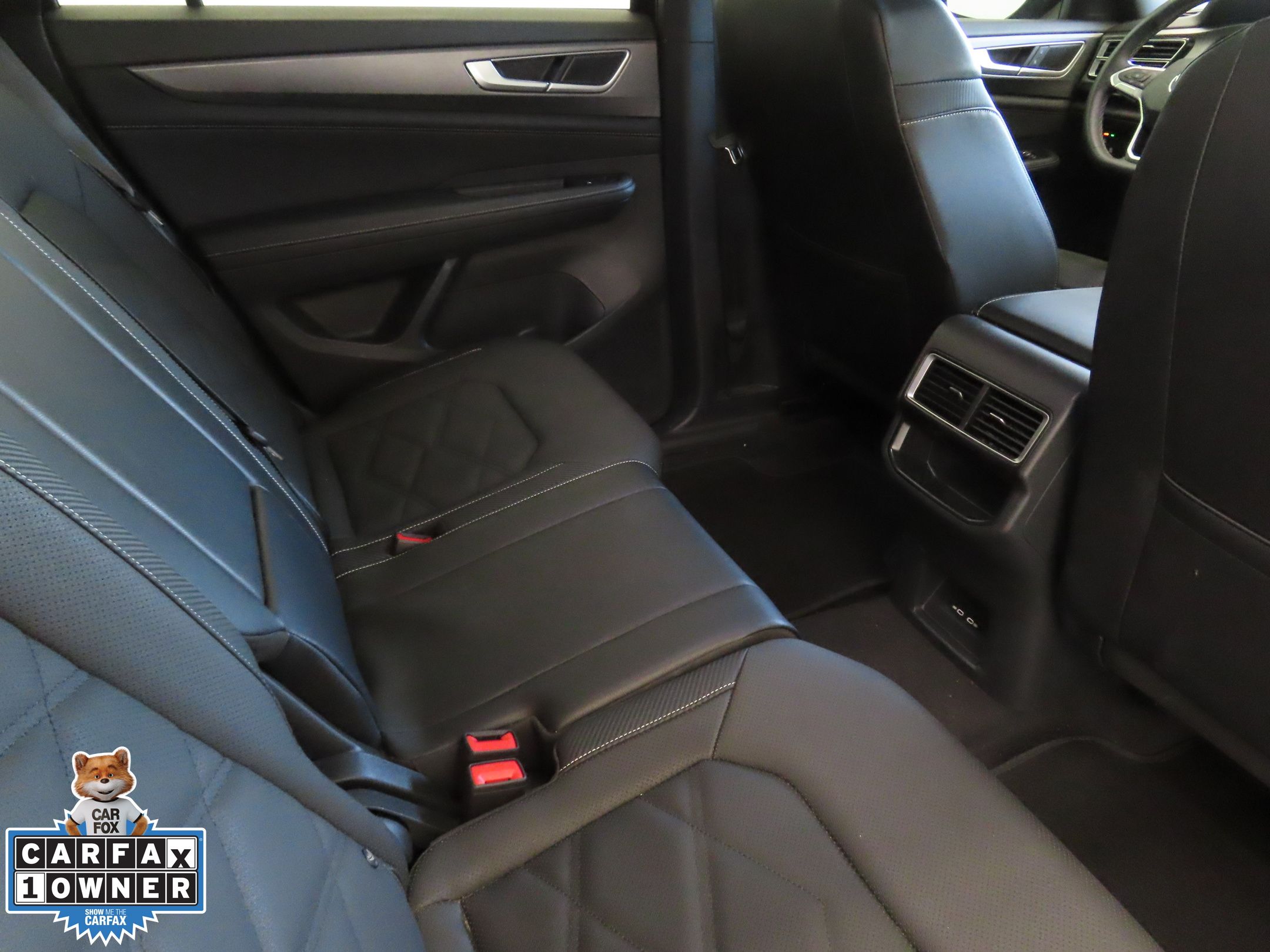 2024 Volkswagen Atlas Cross Sport SE photo 20