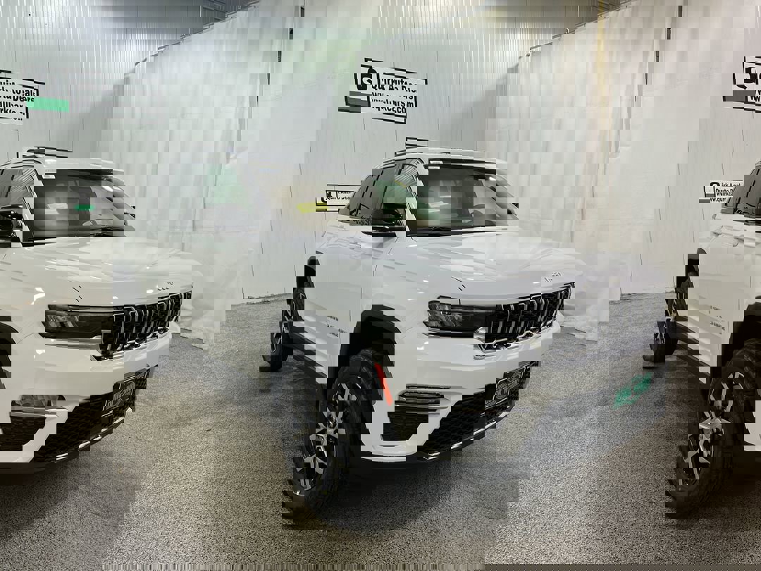 2025 Jeep Grand Cherokee Limited's photo