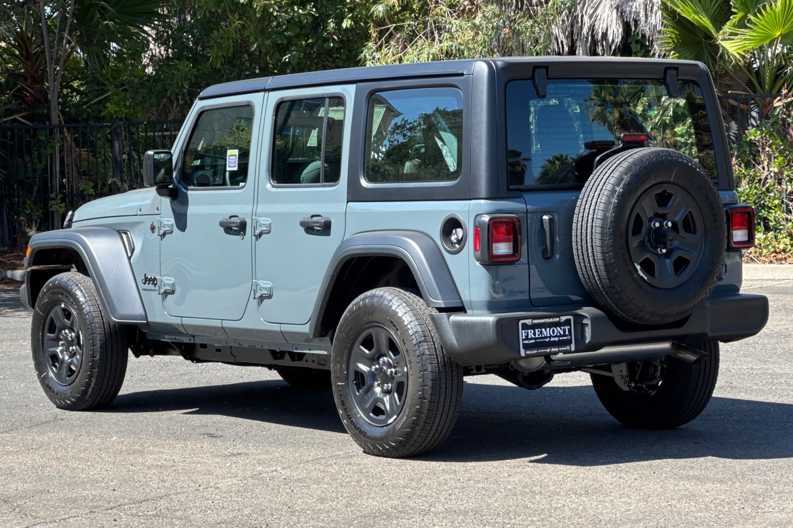 2025 Jeep Wrangler Sport photo 5