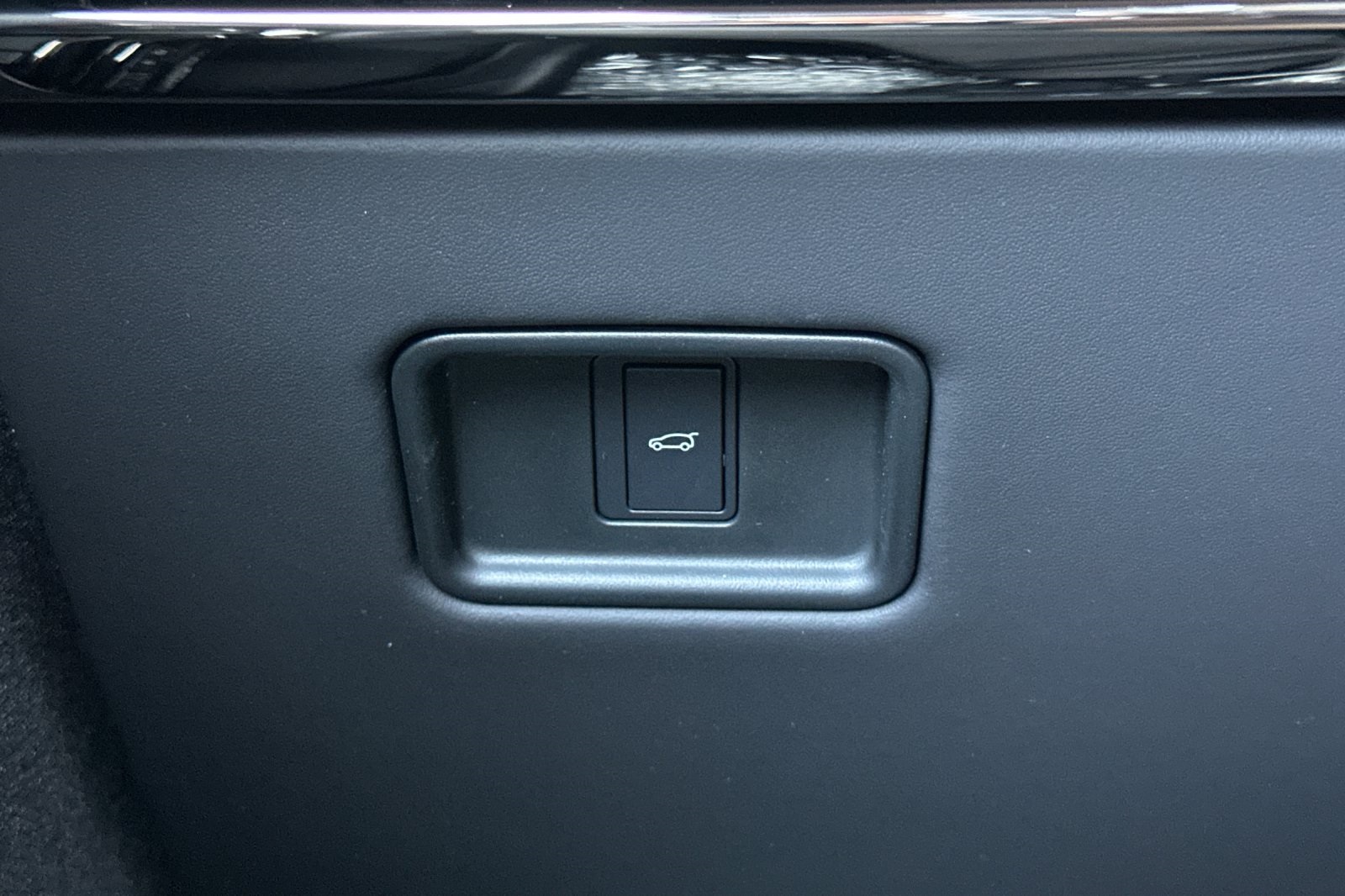 2025 Land Rover Range Rover Sport SE photo 30