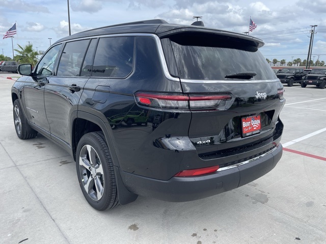 2025 Jeep Grand Cherokee Limited photo 5