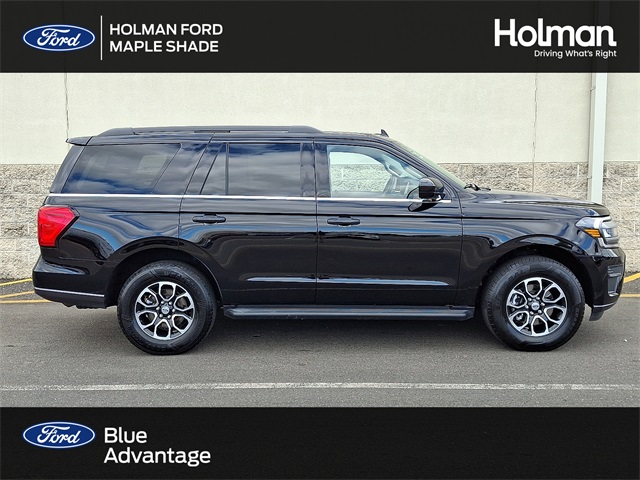 2024 Ford Expedition XLT's photo