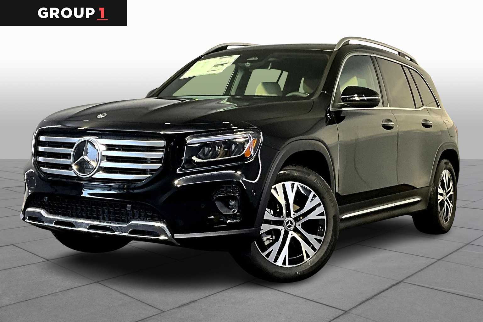 2026 Mercedes-Benz GLB GLB 250's photo