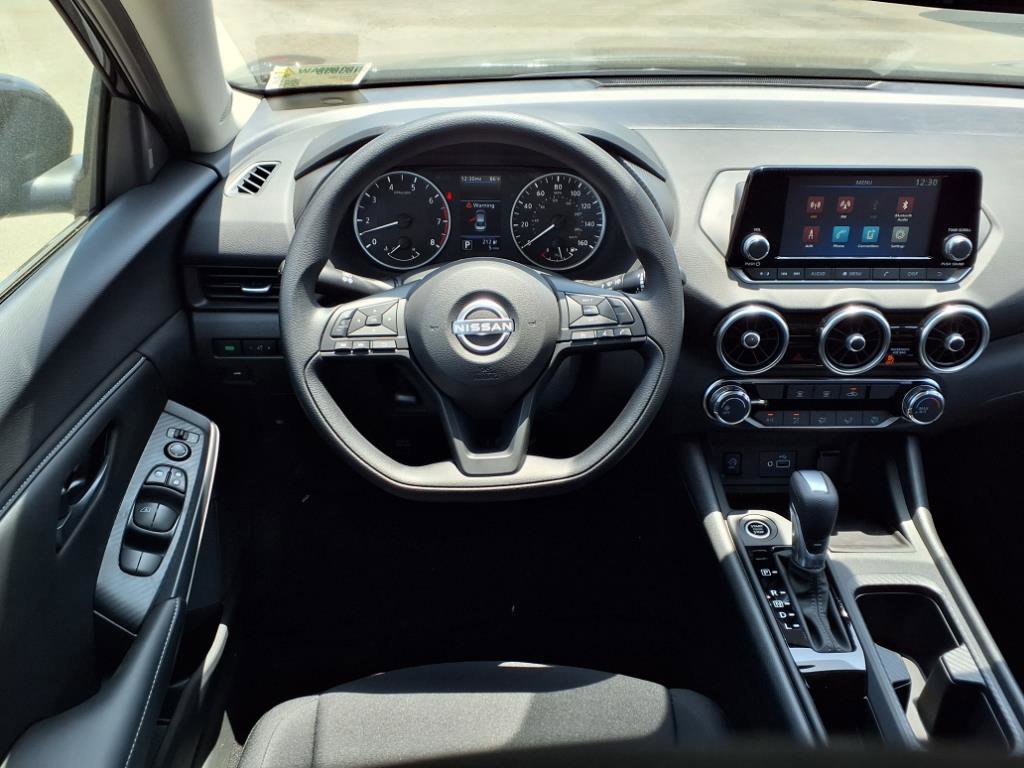 2025 Nissan Sentra S photo 2