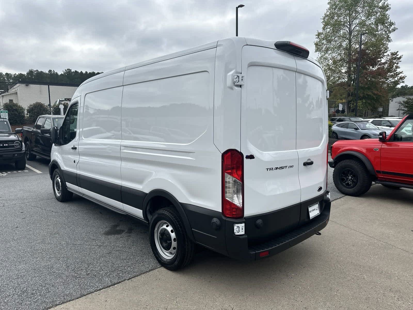 2024 Ford Transit Cargo Van photo 4