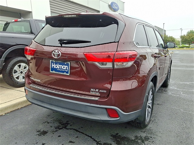 2019 Toyota Highlander XLE photo 4