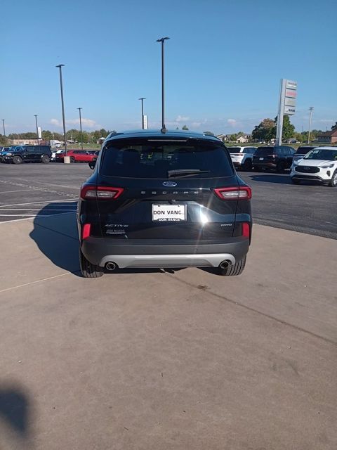 2023 Ford Escape Active photo 3
