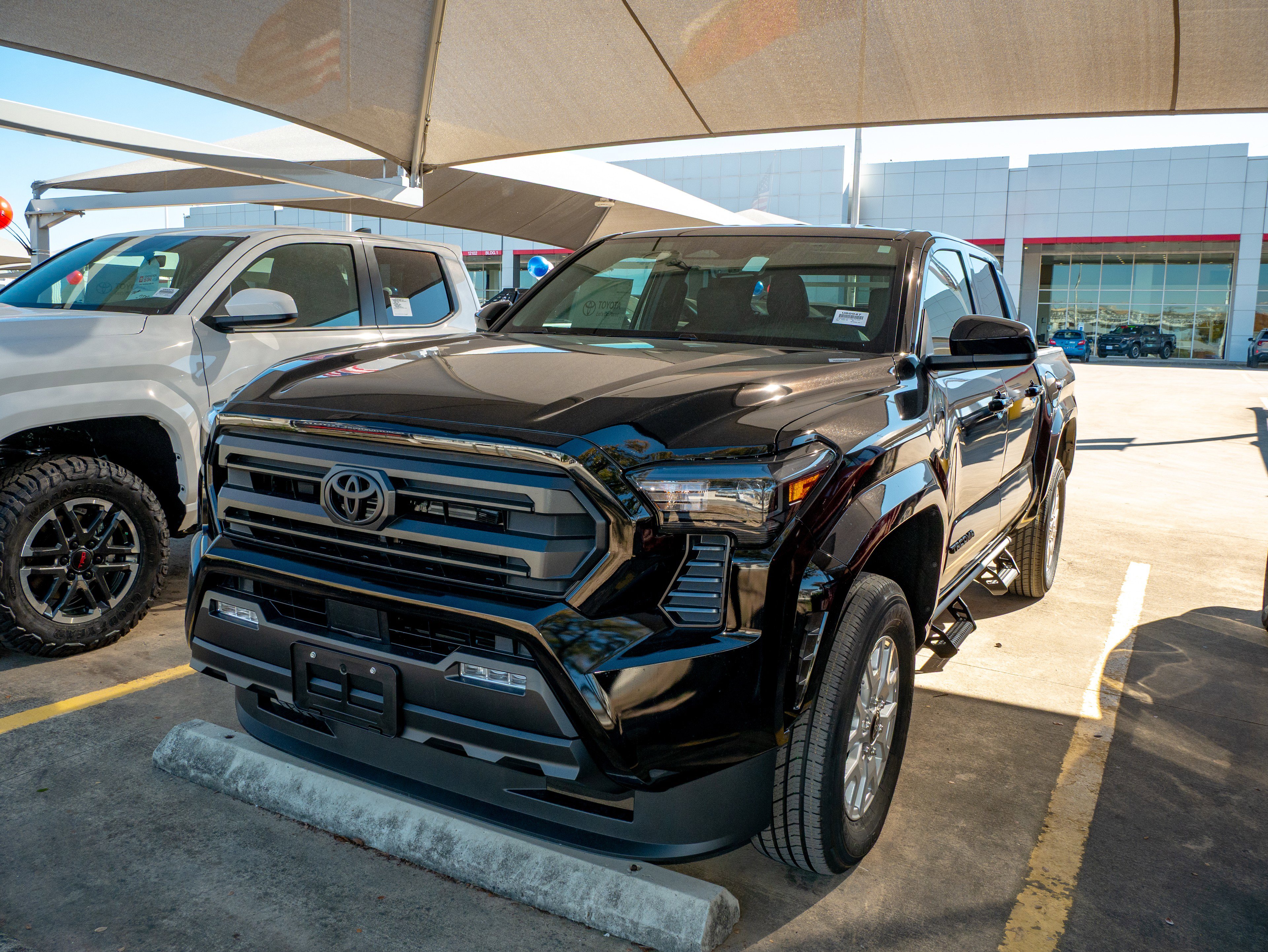 2026 Toyota Tacoma SR5's photo