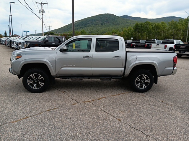 2021 Toyota Tacoma 4x4 V6 photo 4