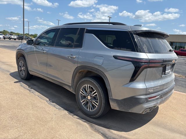 2024 Chevrolet Traverse 1LT photo 3