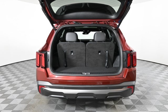 2024 Kia Sorento X-Line SX Prestige photo 8